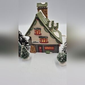 Dept 56 North Pole Series Elf Bunkhouse